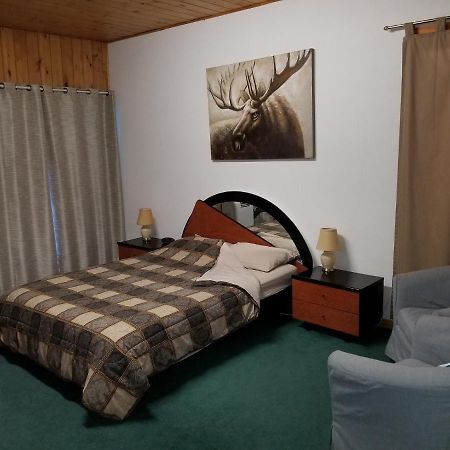 All Star Resort Madawaska المظهر الخارجي الصورة